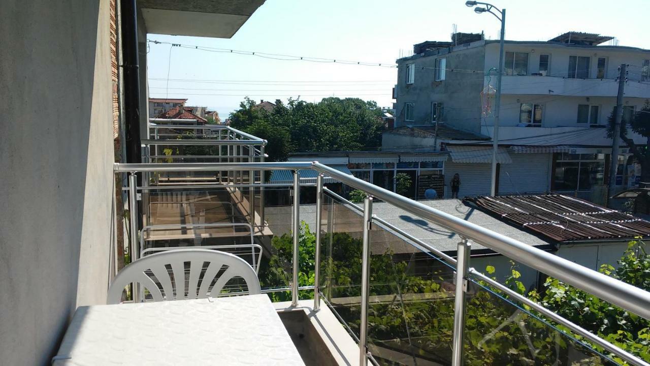 Къща За Гости "Пердика" Hotel Obzor Kültér fotó