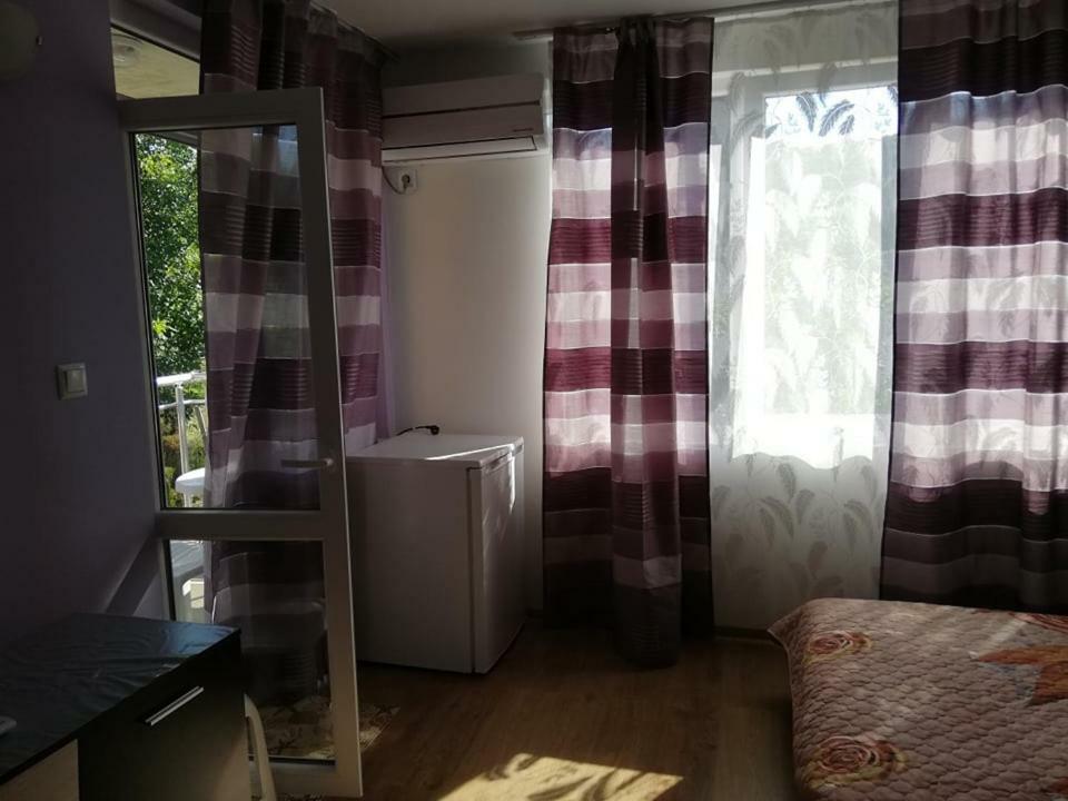 Къща За Гости "Пердика" Hotel Obzor Kültér fotó
